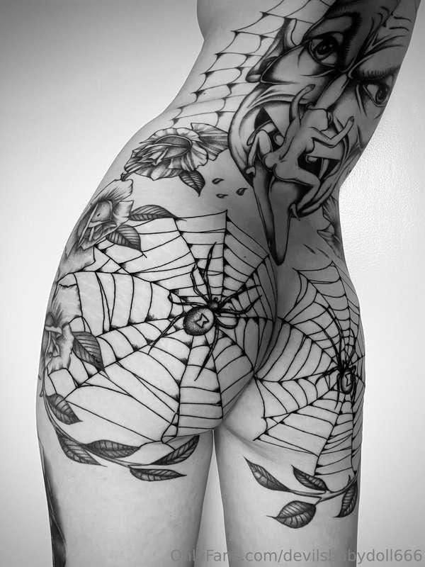 🕷️🕸️