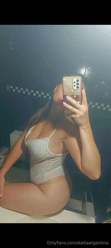 🔥Free free free🔥@evesexyhotHey bebé I’m flower your baby gir..
