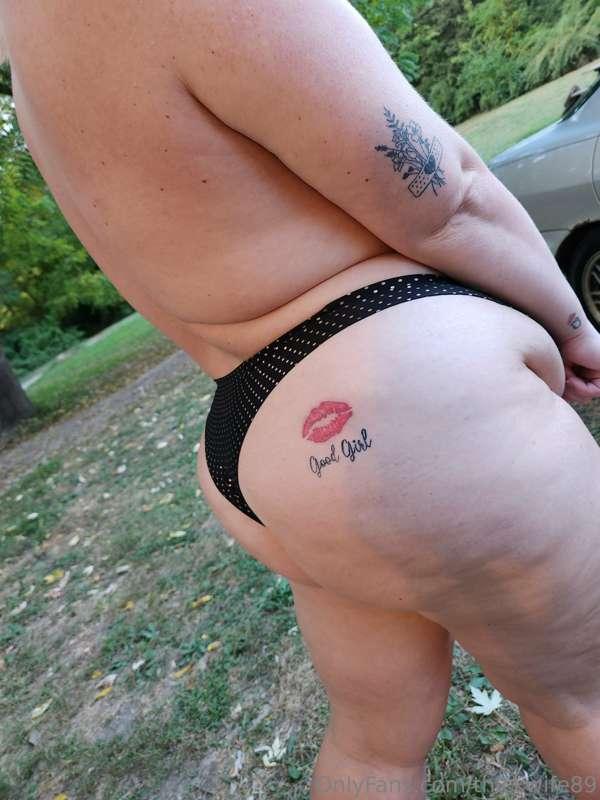 thickwife89 image #5