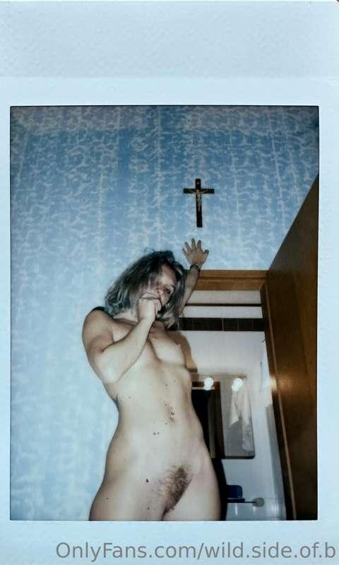 ✞ Porno Polaroid ✞

Holy Me😈