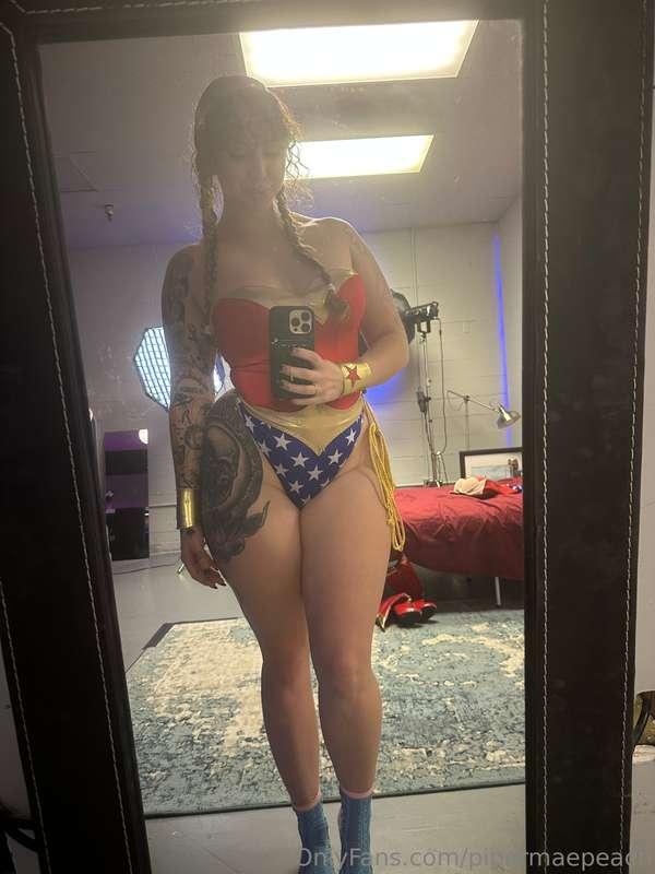 Who needs fireworks when you’ve got my explosive energy? 🎆 H..