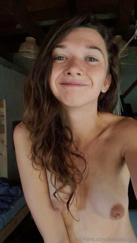 beeboo.girl main image
