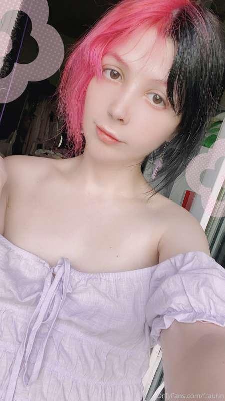 New hair colour!
And today we believe in no-bra supremacy! I..