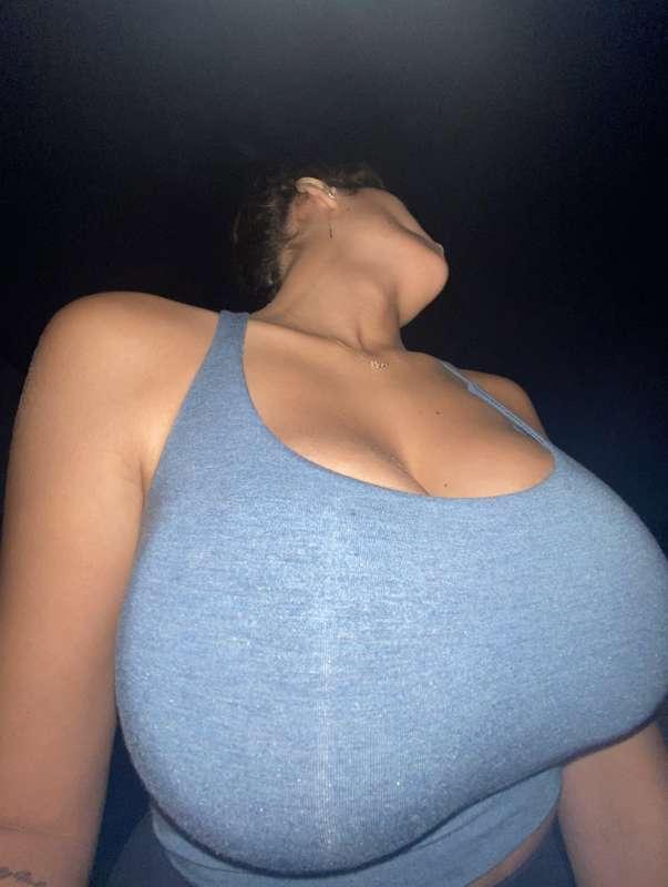 💣