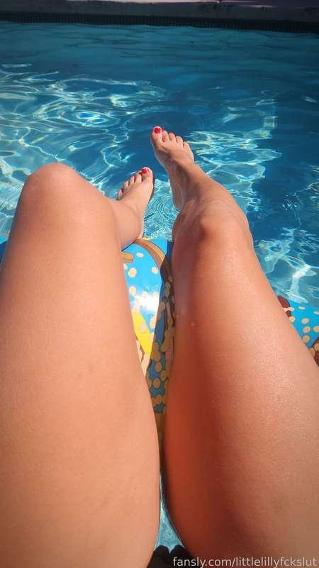 littlelillyfckslut image #1