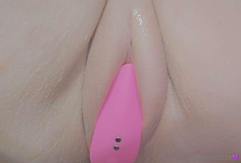 Happy Wet Pussy Wednesday. 😬