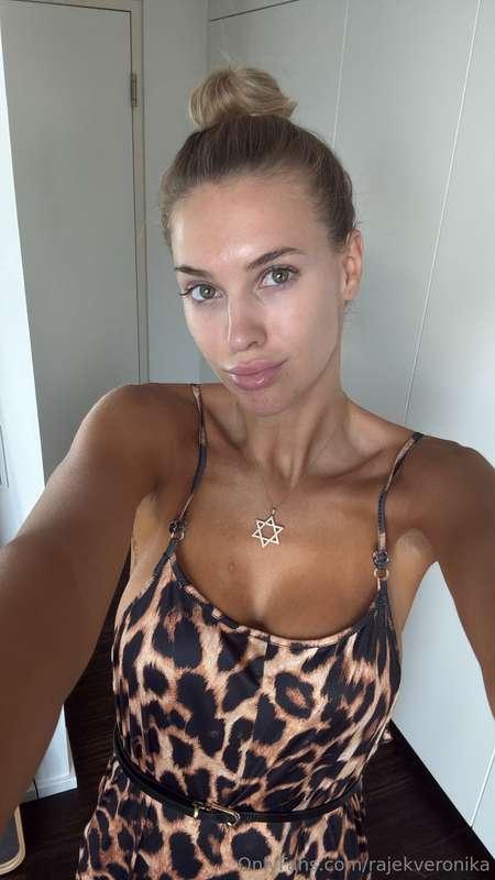 rajekveronika image #0