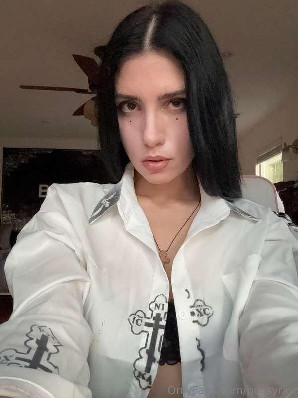 The more you look, the more I know what you want 😈