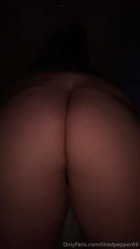 Happy Moon Monday!!! 🍑