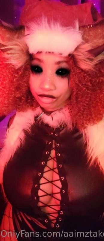 Krampus coming to snatch and swallow yo kids 👅💦