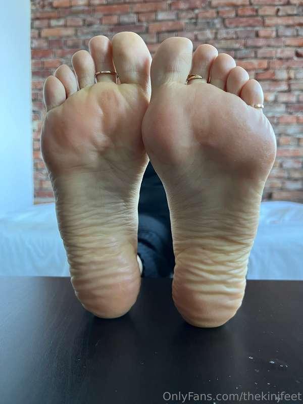 Love teasing you with my toes from this angle