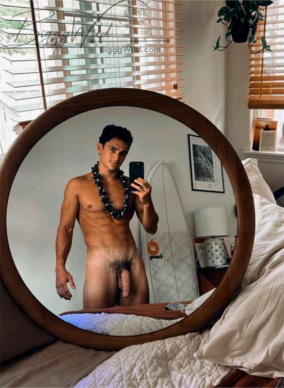 Aloha. What are you doing for Thanksgiving?