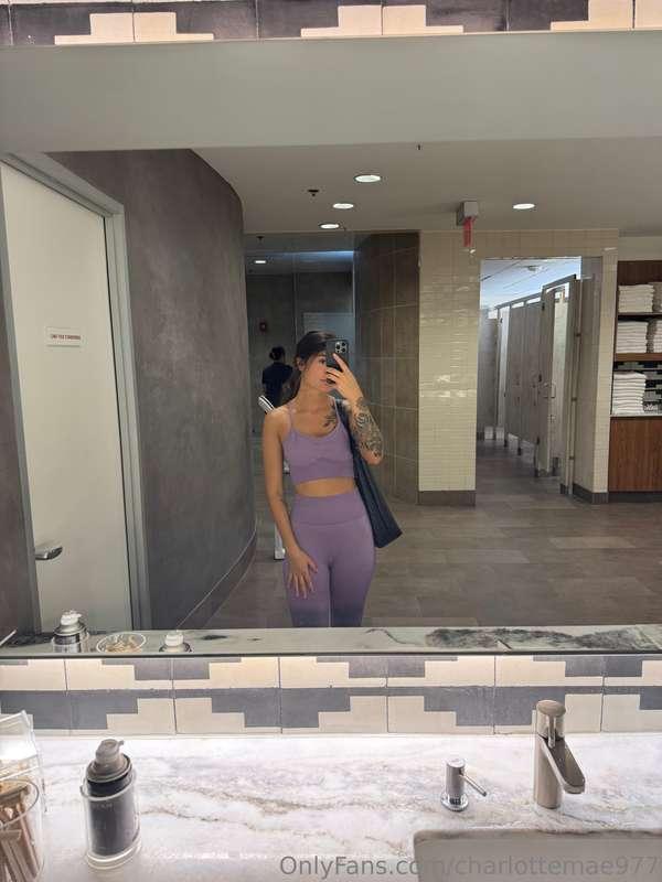 Post-workout glow💜