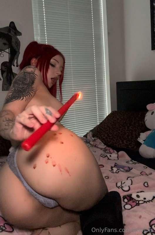 did u see the wax play + masturbation video that i sent u la..