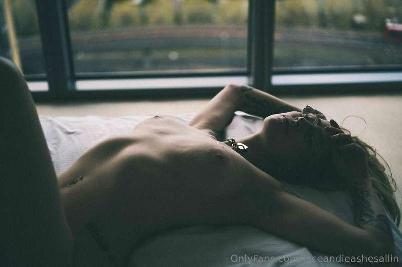 laceandleashesallin image #25