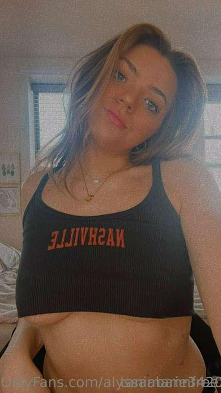 Say Hi to my bestie @alyssamarie3420 and tell her that I sen..