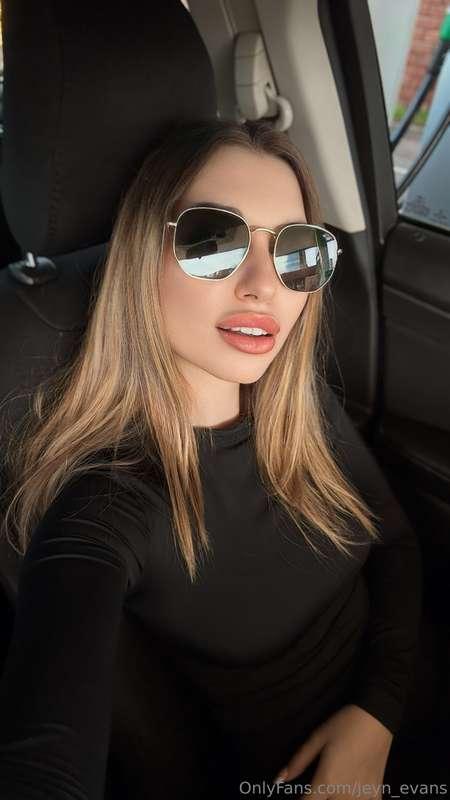 Heyy🥰🥰🥰  I was riding in a cab the other day and a very dirt..