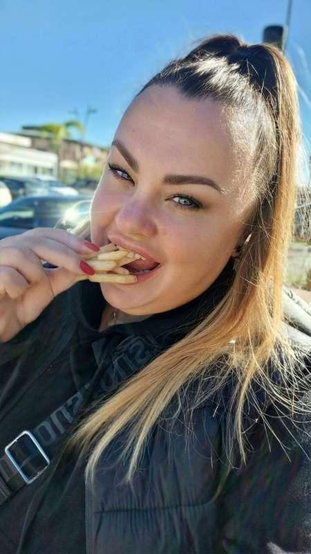 chubby_queen_nataly image #0