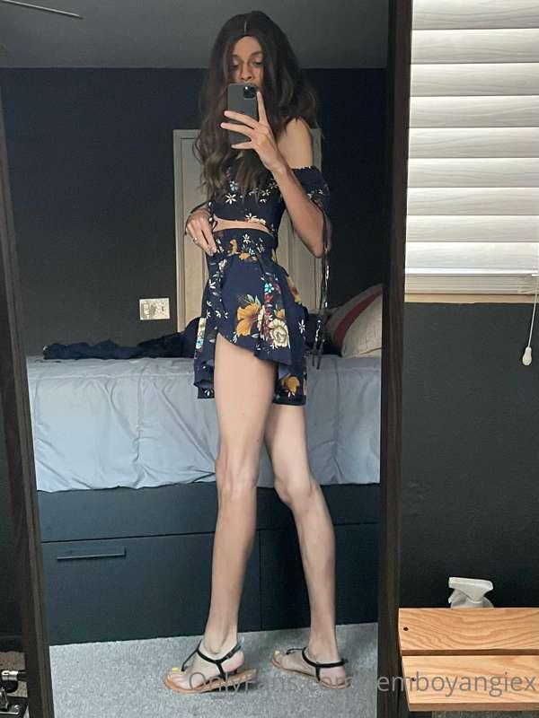 what do you guys think of the outfit?? should I keep?
