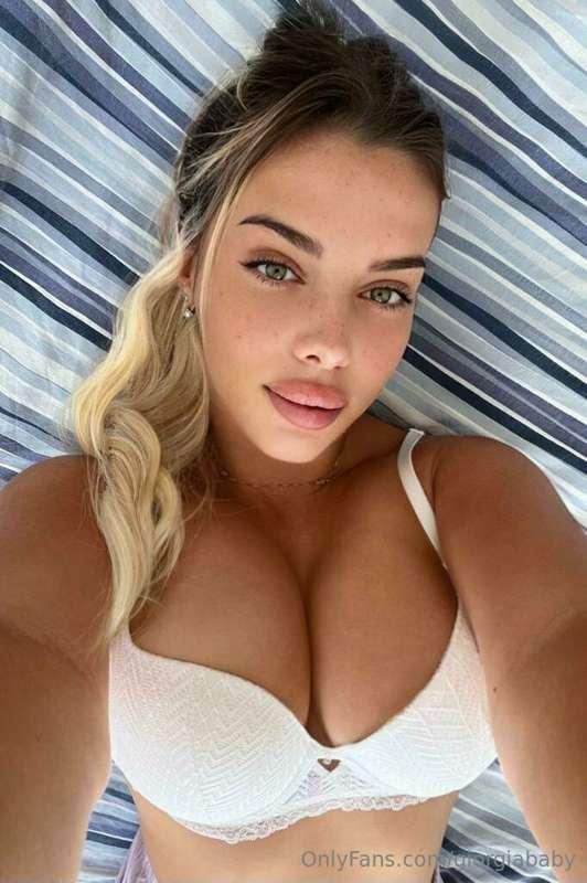 Buongiorno amore 🌞🤍 come stai? 
Questa sera ti attende un'in..
