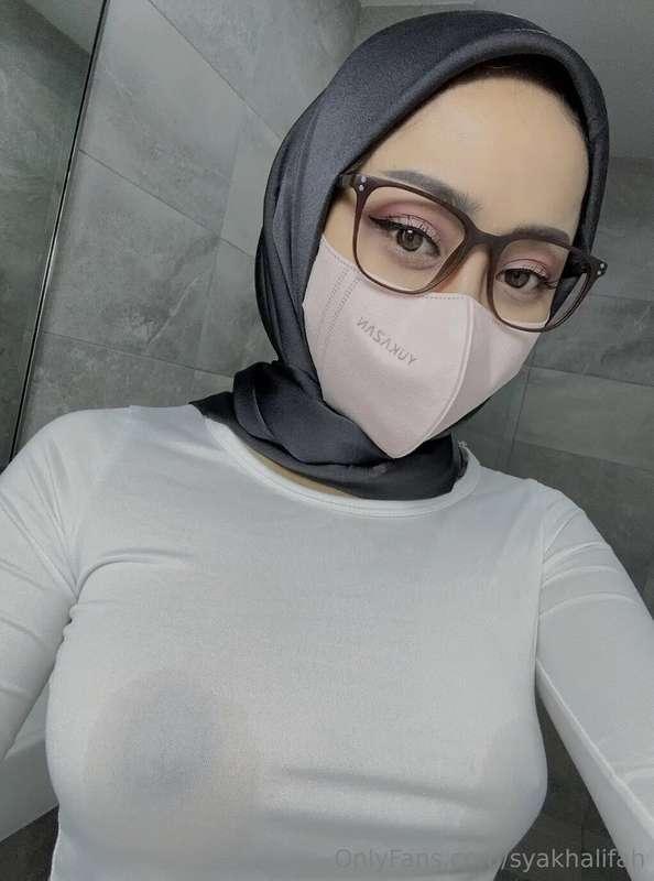 do these wet spots make you hard? 😈