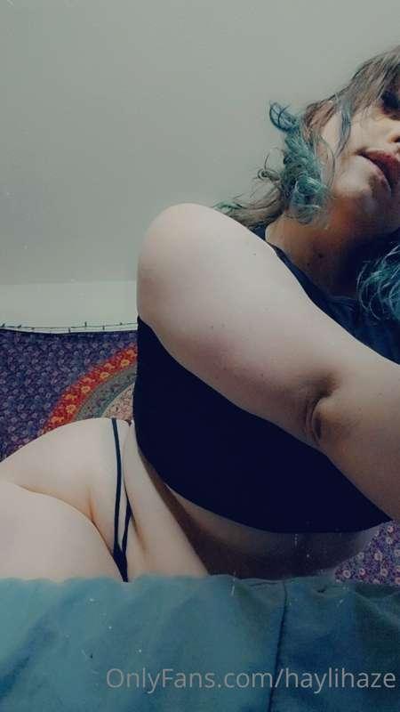 Slide to watch me undress 💦💞