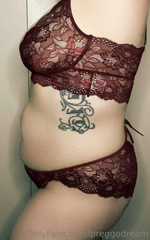6 weeks postpartum, do you still find me attractive?!?