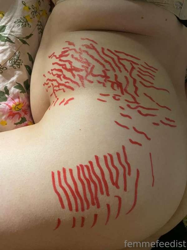 femmefeedist image #0