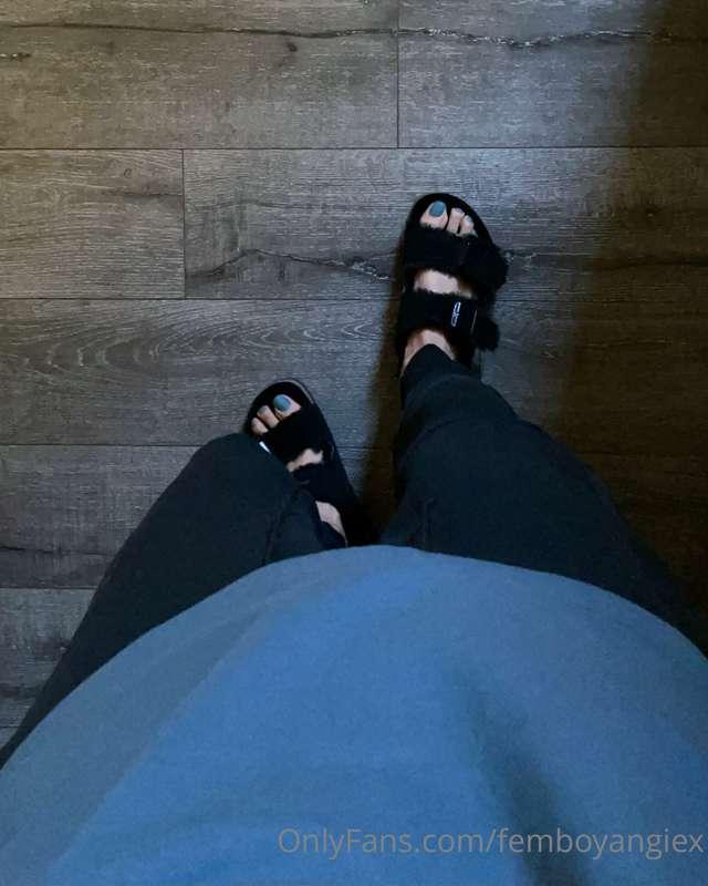Feet appreciation pic 😋.... can't wait for spring so I can w..