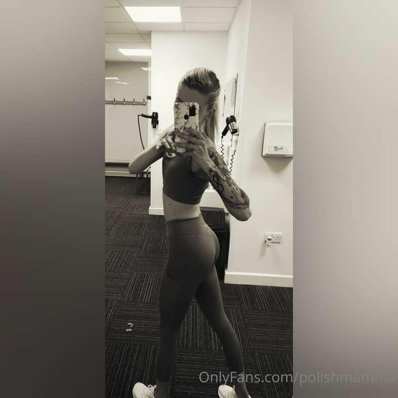 Gym selfie 💞🍑