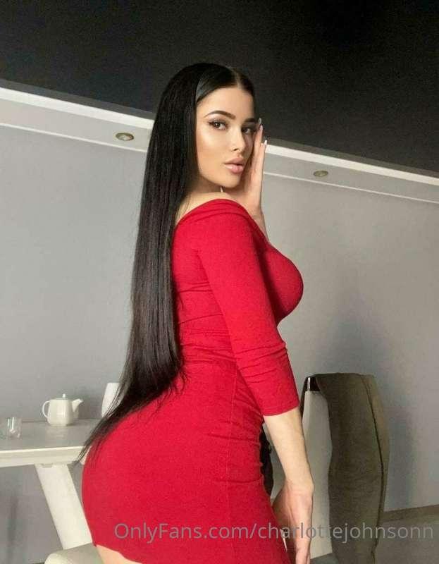 I am one of those girls who sink deep into your heart❤️ @mia..