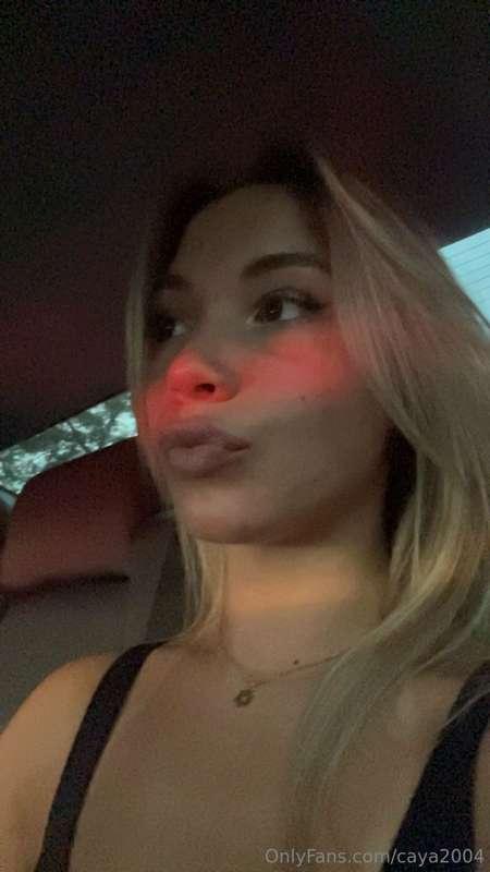 Mama always told me I have kissable lips 😇 What do you think..
