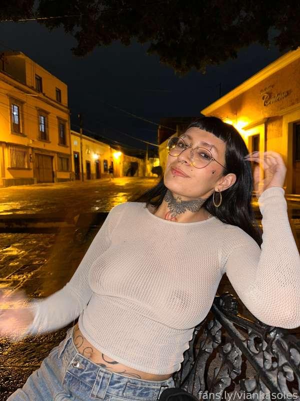 Like what you see? 😇

Te gusta lo que vez? 😇

#public #flashing #horny #slut #tits #bigtits #petite