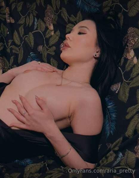🔞Experience pleasure with sexy  @alexxao  who likes to play ..