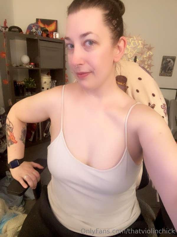 When she wants to wake and game braless. Good morning, lovel..