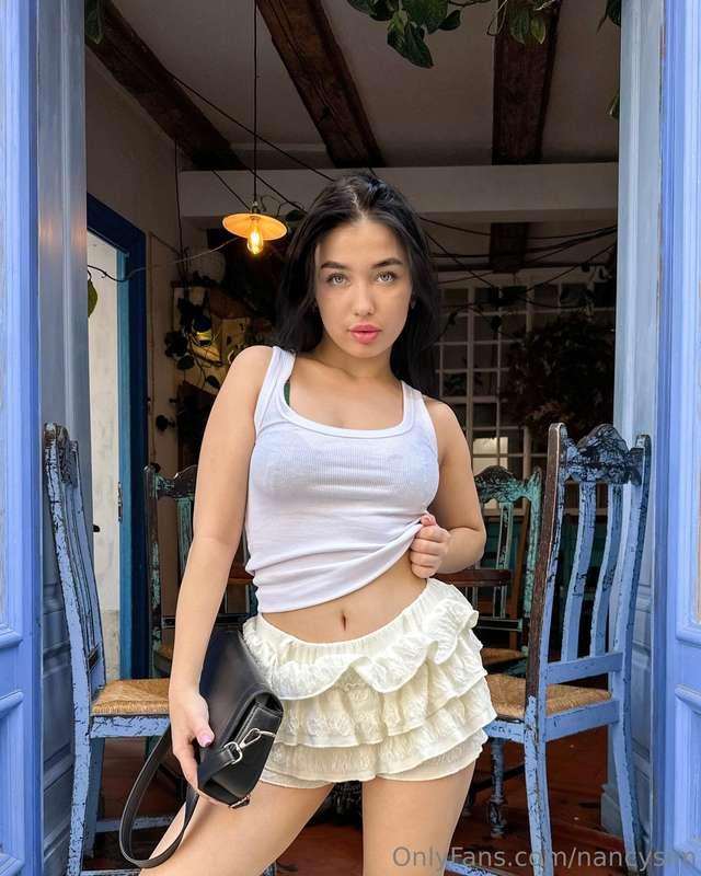 I can’t decide… which one would you pick? 1, 2 or 3? 😉