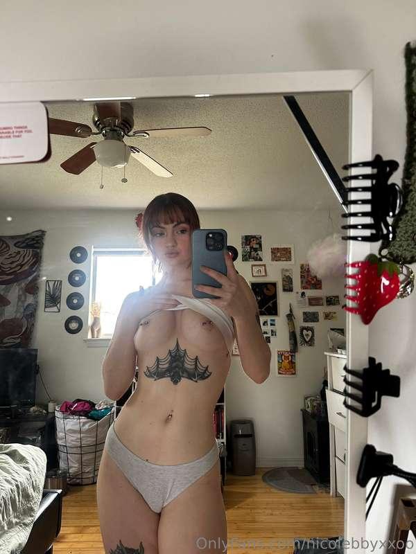 nicolebbyxxoo image #0