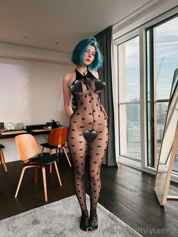 You want to see me tear up this see-through suit?
Tip 34 und..