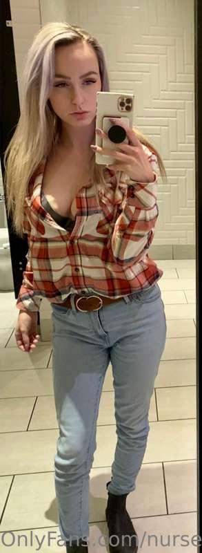 Tip this post if you would like to spend some time with me r..