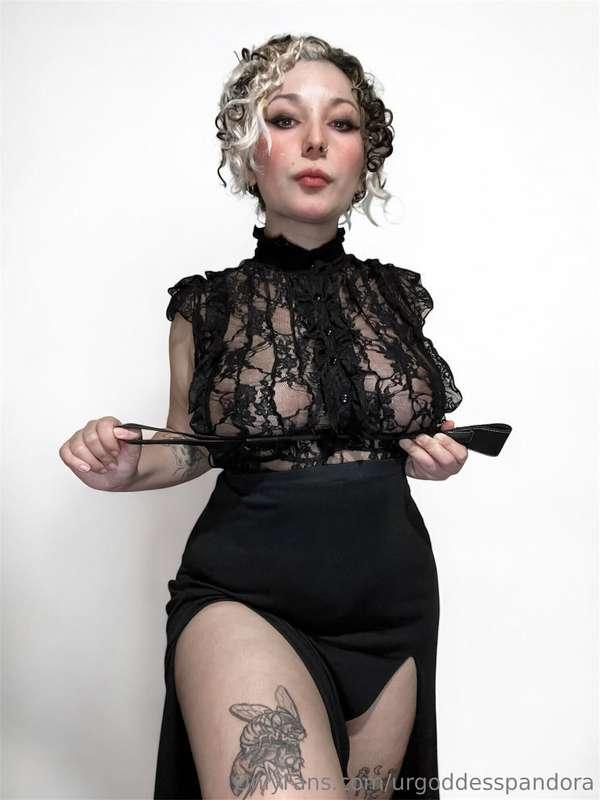 𝐘𝐎𝐔 𝐁𝐄𝐋𝐎𝐍𝐆 𝐓𝐎 𝐌𝐄 𝐍𝐎𝐖If you are reading this, you’re under my..