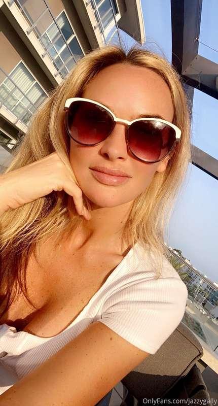 Had an amazing shoot today!! Super sexy! Can’t wait to get t..