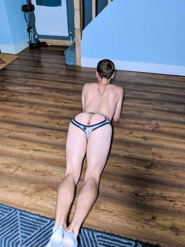 british-twinks image #2