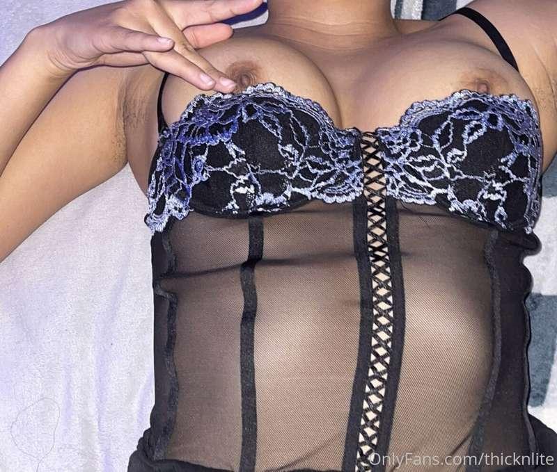 Anybody like a little tease?☺️💘