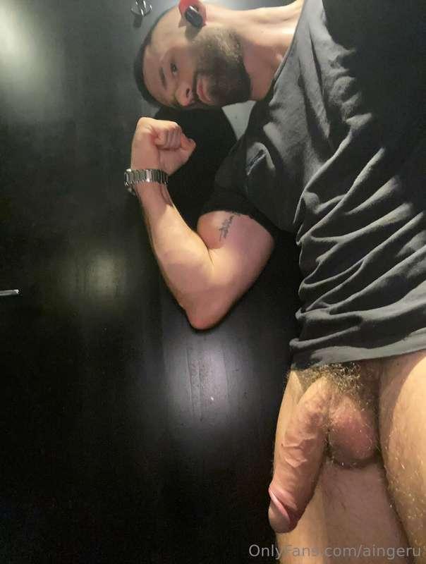 Sweaty balls 🤙🏽💦😈