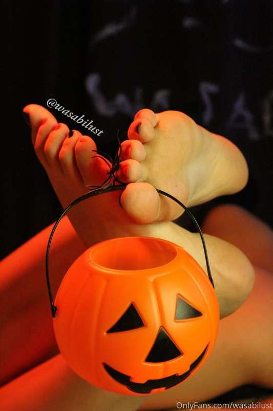 Happy Halloween 🎃 I made a photoshooting for this special da..