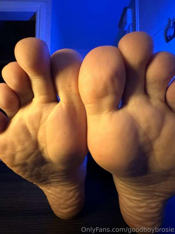 Hope you're all having a good Sole Saturday! 🦶🏽