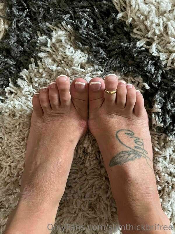 Feet fetish pics and video for you babe🦶😘