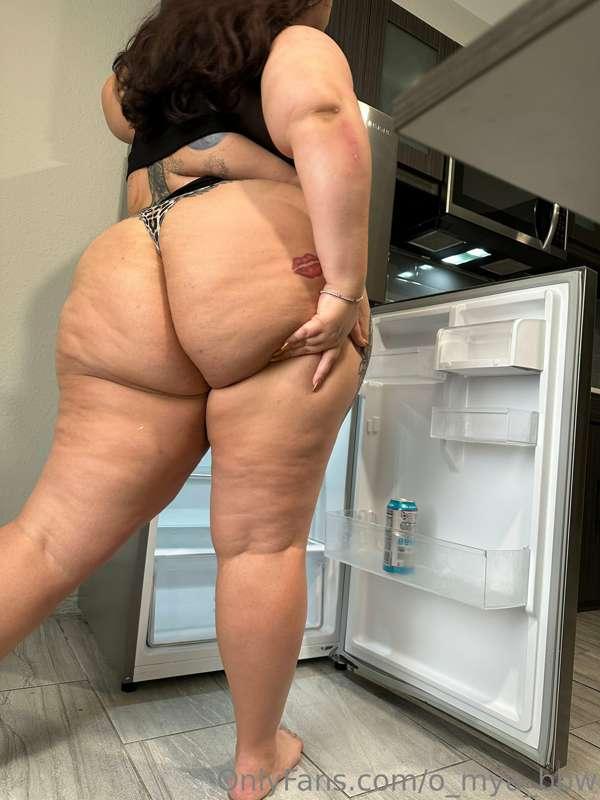 Are you hungry? Because all I have is ass to feed you. 👅