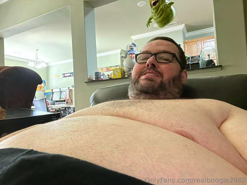 To all the chubby chasers, you don’t have to chase anymore. ..