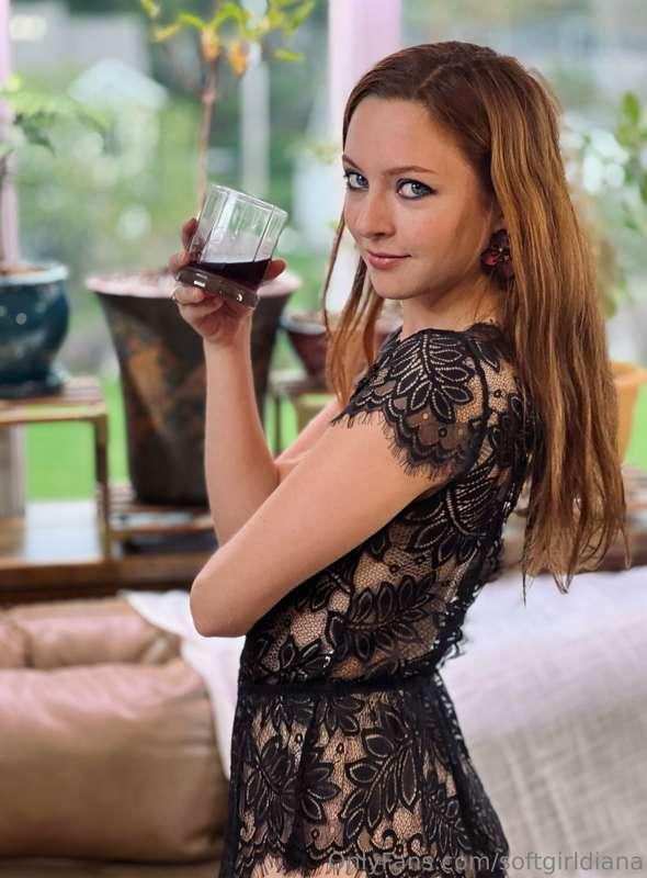 BLACK LACE

A kind subscriber bought me some lingerie a looo..